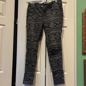 Jolt Black Patterned Women Jeans